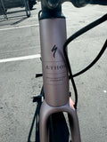 2025 Specialized Aethos Pro - Shimano Ultegra Di2 - Gloss Champagne / Smoke - 56 Photo Bike Blem